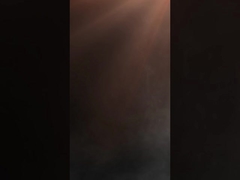 خيمة خارج الباب لوحة شمسية